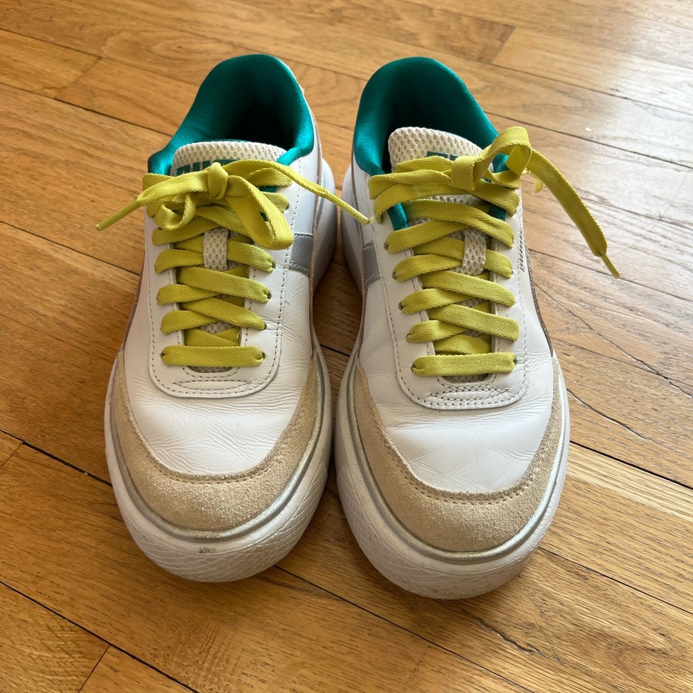 Size 6, Puma Platform Sneakers